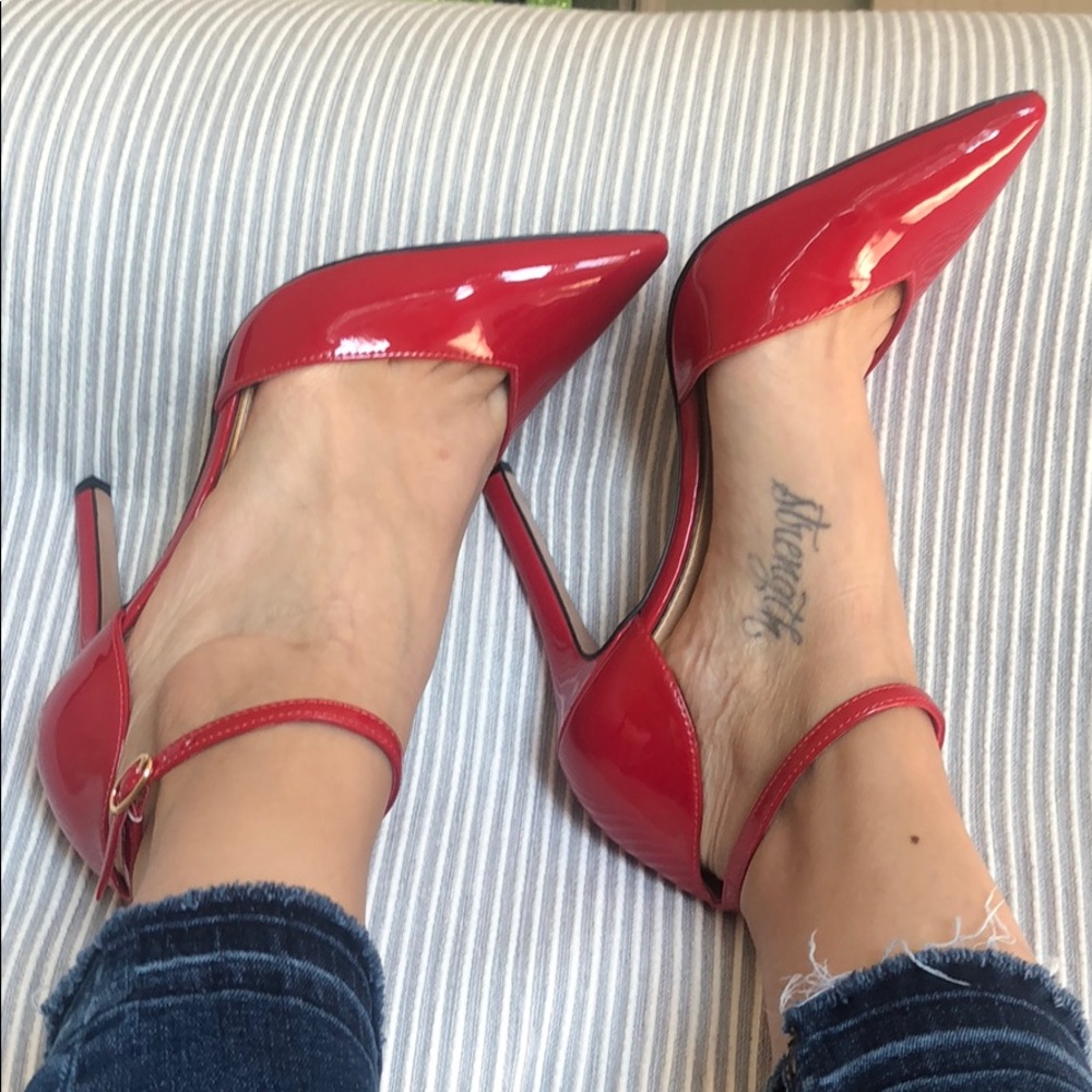 Red Jessica Simpson shoes 8.5